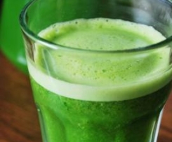 Sok z Zielonej pietruszki