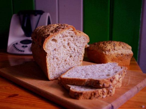 najlepszy chleb pszenno żytni na zakwasie