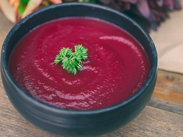 Zupa krem z buraczków wege
