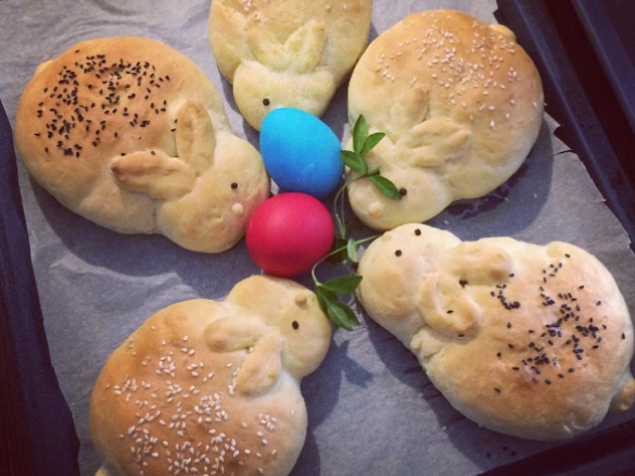 Wielkanocne zajączki drożdżowe (bułki pszenne)