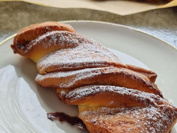 BUŁKI SŁODKIE Z CYNAMONEM