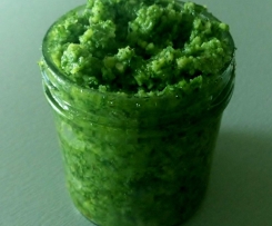Pesto z pietruszki