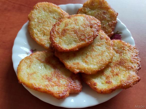 Placki ziemniaczane z mozzarellą