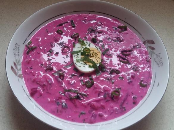 Szybki chłodnik z buraków bez gotowania