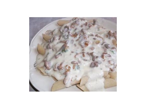 Tagliatelle z sosem kurkowym