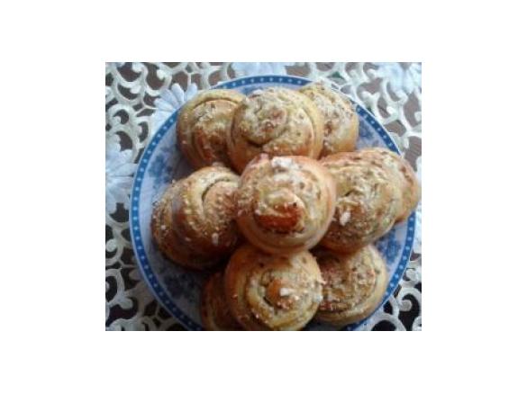  Drożdżówki z twarożkiem, migdałami i kokosem :-)