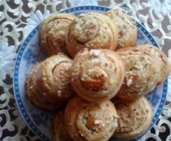  Drożdżówki z twarożkiem, migdałami i kokosem :-)