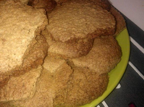 Ciasteczka owsiane z orzechami włoskimi