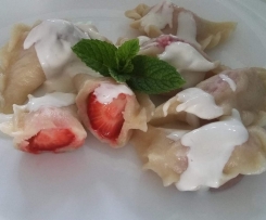 Pierogi z truskawkami