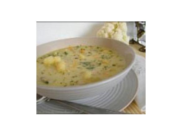 Zupa kalafiorowa z lanymi kluseczkami