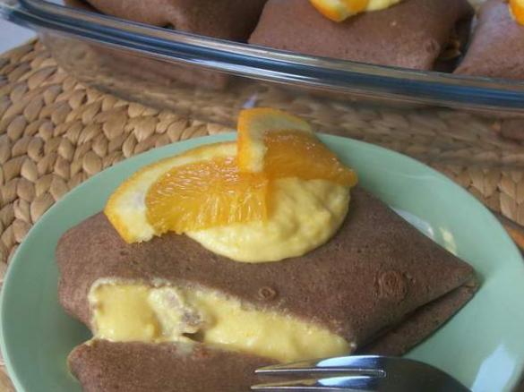 Kakaowo-pomaranczowe naleśniki