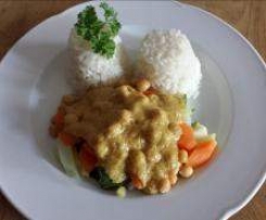 ( VEGAN ) warzywa z soczewicą, ryżem i sosem orzechowym