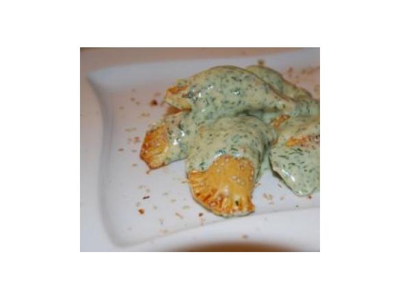Pieczone pierożki z sezamem