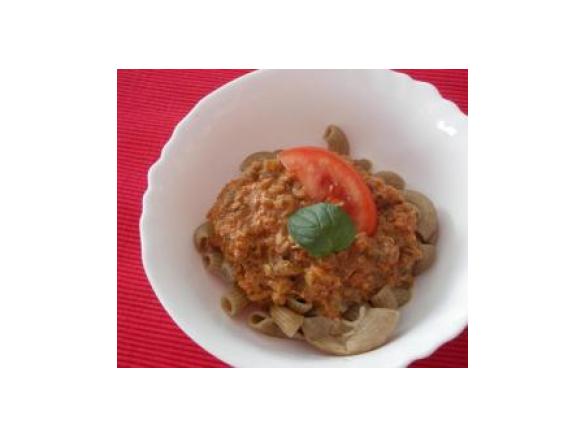 MAKARON Z SOSEM PO BOLOŃSKU