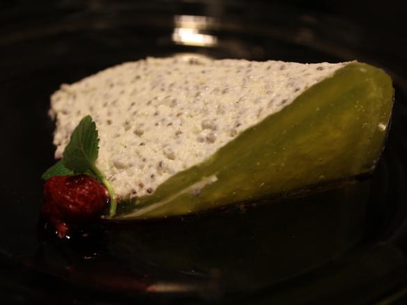 sernik na zimno z nasionami Chia