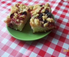 Owocowe ciasto z kruszonką