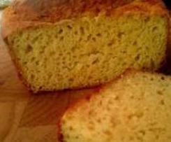 Chleb kukurydziano -pszenny bezglutenowy