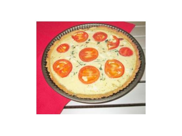 Tarta orkiszowa ze szpinakiem i serem feta