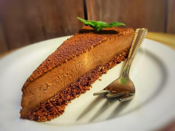 Mocnoczekoladowa tarta - bez pieczenia