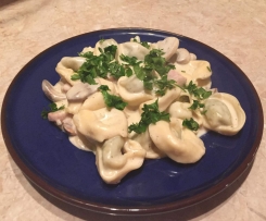 TORTELLINI z szynką i pieczarkami