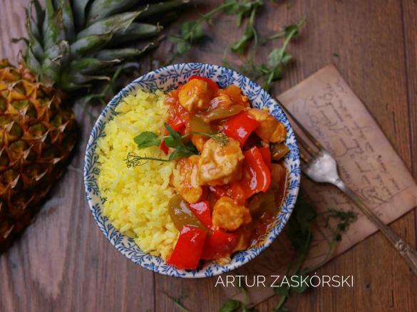 POTRAWKA Z KURCZAKA Z ANANASEM