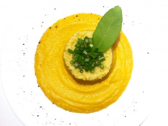 risotto z dynią i szałwią (wegańskie)