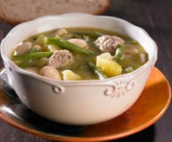 Zupa fasolowa z pulpecikami