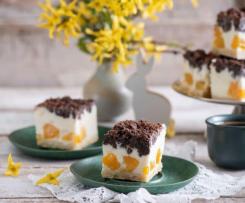 Sernik jogurtowy z brzoskwiniami