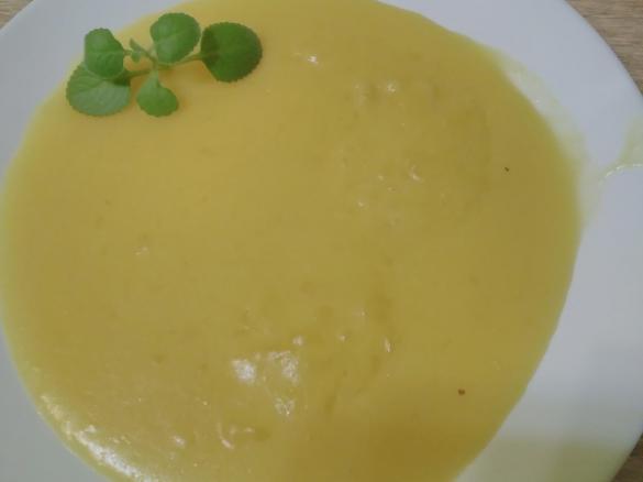 Budyń ananasowo-kokosowy