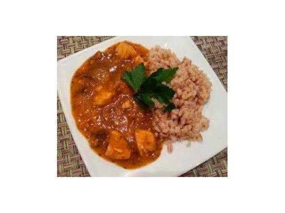 Pyszny dietetyczny gulasz z kurczakiem