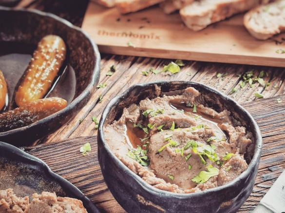 FAUX GRAS -WEGAŃSKI PASZTET Z Jadłonomii Marty Dymek