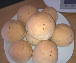 Bułki pszenno-orkiszowe z siemieniem lnianym