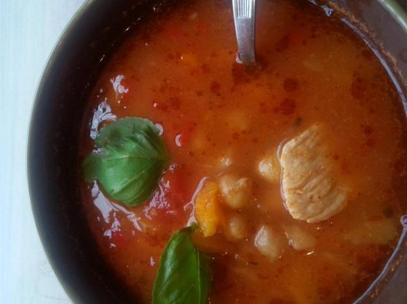 Marokańska zupa z ciecierzycy