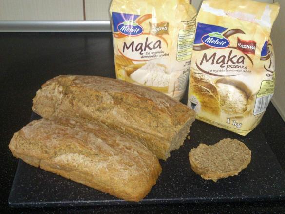 Chleb żytni razowy