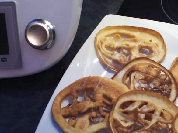 Karnawałowe chruściki