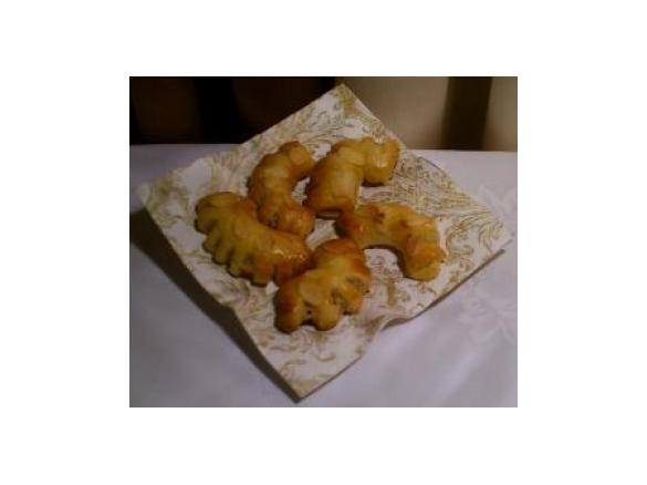 Półfrancuskie grzebyki z masą marcepanową