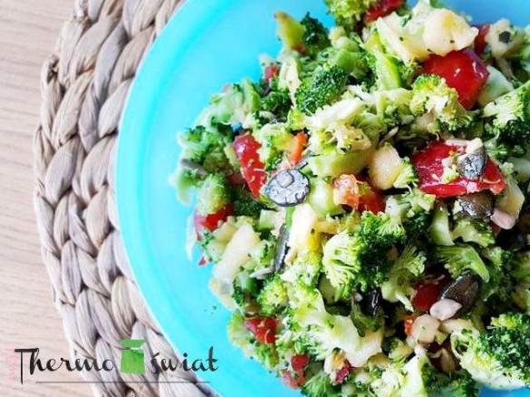 SURÓWKA Z BROKUŁA NA SŁODKO