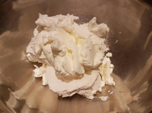 KREM ŚMIETANKOWY Z MASCARPONE