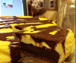 Sernik na czekoladowym spodzie (Brownie based cheesecake)