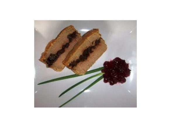 Pasztet z suszonymi śliwkami 