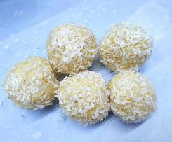 Pralinki kokosowe z kaszą jaglaną