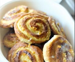 DROŻDŻÓWKI Z SEREM ,SKÓRKĄ POMARAŃCZOWĄ I LUKREM