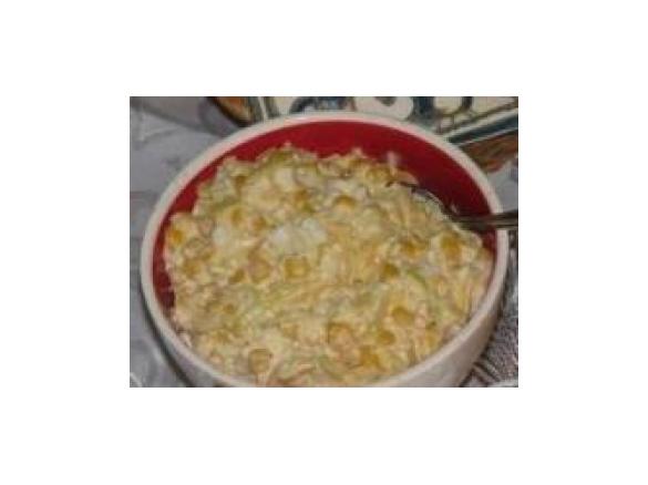 SAŁATKA Z PORY Z SEREM ŻÓŁTYM