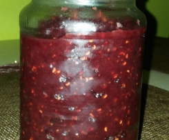 dżem żurawinowo-truskawkowo-malinowy