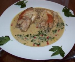 Świąteczny królik duszony w śmietanie