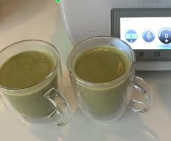 Matcha z mlekiem migdałowym