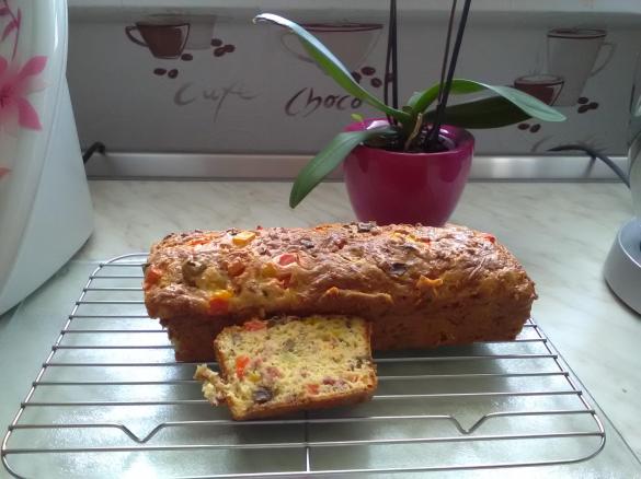 keks warzywno-miesno-serowy