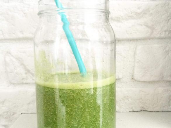 Smoothie szpinakowo-cytrusowe