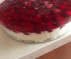 Sernik na zimno z truskawkami i galaretką