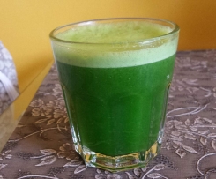 Napój z pietruszki 